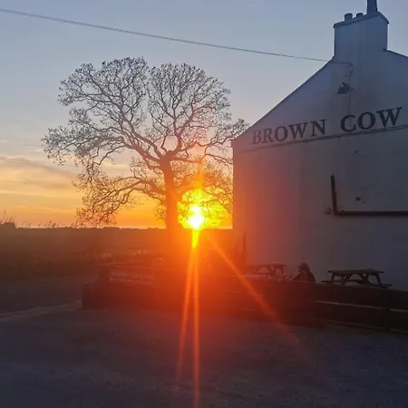 Brown Cow Han/Misafirhane Waberthwaite